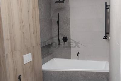 Apartament cu 4 camere în Giroc