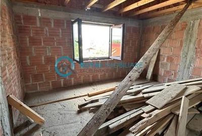 Casă individuală cu 4 camere cu Teren 600 Mp în Iordăcheanu - 10