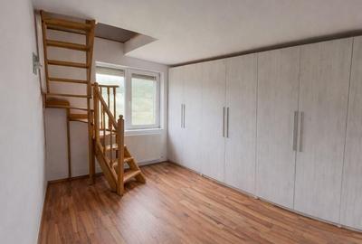 Casă cu 2 camere cu Teren 2778 Mp în Central
