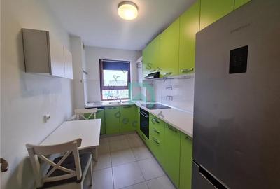 Apartament cu 2 camere decomandat, mobilat în Tractorul