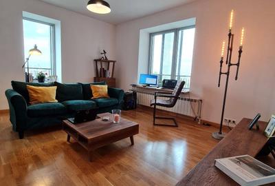 Apartament cu 2 camere în Văcăresti