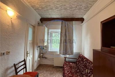 Apartament cu 2 camere decomandat în Central - 3