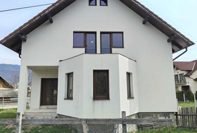 Casă cu 4 camere în Susenii Bârgăului - 4