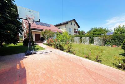Casă cu 4 camere cu Teren 1000 Mp în Cârcea