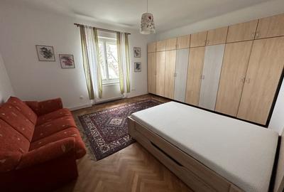 Apartament cu 4 camere în Sub Arini - 11