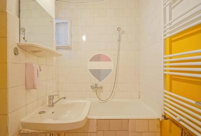 Apartament cu 2 camere semidecomandat în Florilor