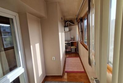 Apartament cu 2 camere decomandat în Traian