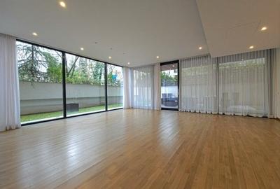 Apartament cu 4 camere în Primăverii - 3