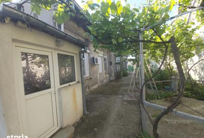 Casă cu 6 camere cu Teren 469 Mp în Central - 4