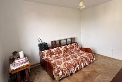 Apartament cu 2 camere semidecomandat în Mărășești