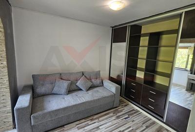 Apartament cu 2 camere semidecomandat, mobilat în Casa de Cultură - 1