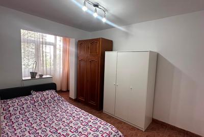 Apartament cu 2 camere semidecomandat în Mircea cel Bătrân