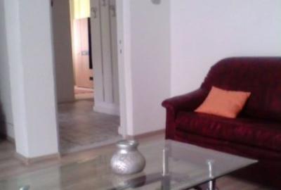 Apartament cu 3 camere decomandat în Piața Centrală - 3