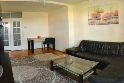 Apartament cu 4 camere decomandat în Exterior Vest