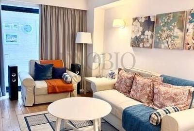 Apartament cu 3 camere în Centrul Civic
