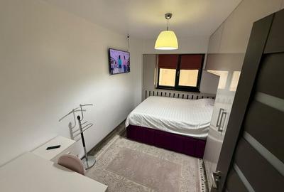 Apartament cu 3 camere decomandat în E3