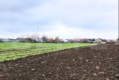 Teren de 19650 mp, în Central - 1