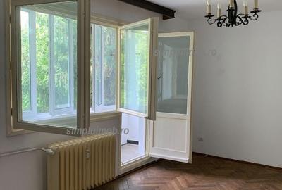 Apartament cu 3 camere semidecomandat în Berceni - 3