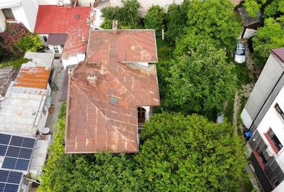 Casă cu 3 camere cu Canalizare în Parcul Carol - 5