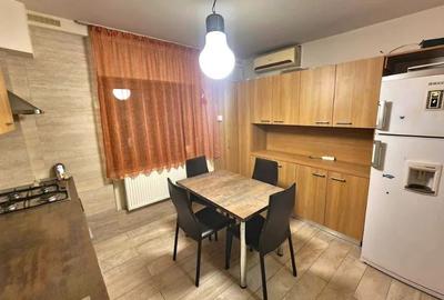 Apartament cu 3 camere decomandat, mobilat în 13 Septembrie - 2