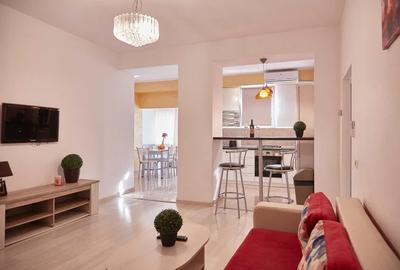 Apartament cu 4 camere decomandat, mobilat în Faleza Nord