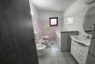 Casă cu Teren 280 Mp în Antiaeriană