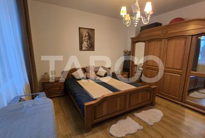 Apartament cu 3 camere decomandat, mobilat în Lazaret