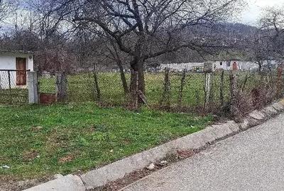 Teren de 1333 mp, în Păușești - 2
