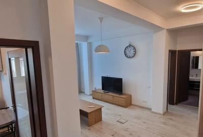 Apartament cu 2 camere semidecomandat, mobilat în Peninsula - 1