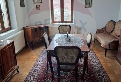 Casă cu 6 camere cu Teren 3300 Mp în Central - 16