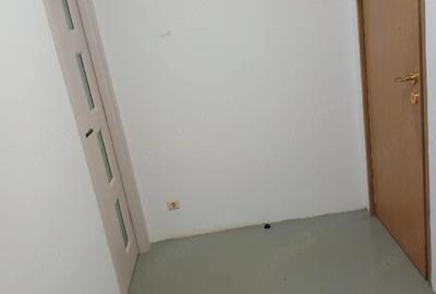 Spațiu comercial, de 40 mp, în Central - 2