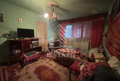 Apartament cu 2 camere semidecomandat în Spitalul Județean - 1