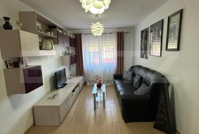 Apartament cu 4 camere decomandat, mobilat în Central