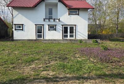 Casă cu 4 camere cu Teren 460 Mp în Brebu - 4