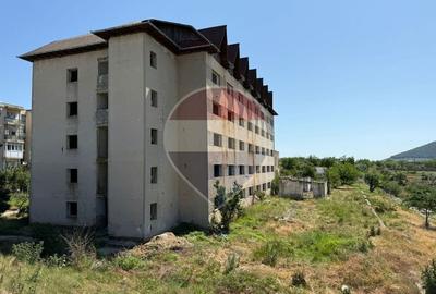 Proprietate specială, de 2,300 mp, în Nord