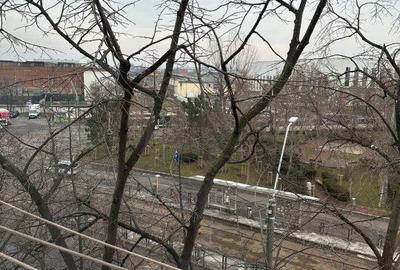 Apartament cu 2 camere decomandat în Titan