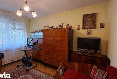 Apartament cu 3 camere semidecomandat în Decebal - 11