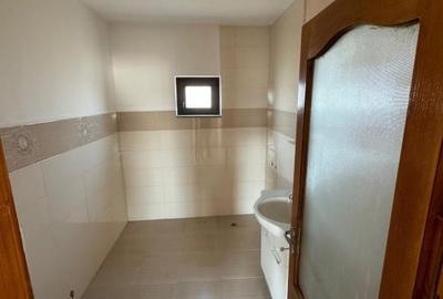 Casă individuală cu 5 camere cu Teren 620 Mp în Craiovei - 9