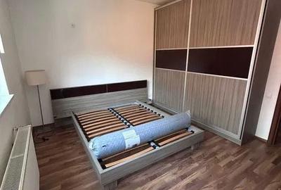 Apartament cu 3 camere decomandat în Central - 3