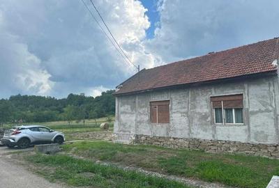 Casă cu 2 camere în Curtea - 5