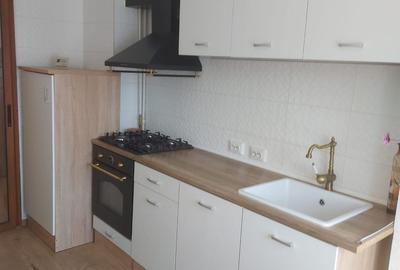 Apartament cu 3 camere decomandat în Gheorghe Doja - 5