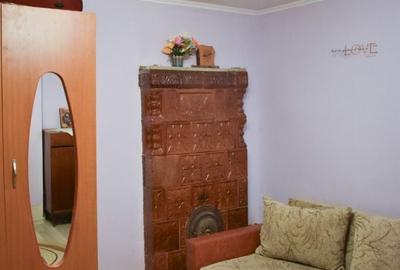 Casă cu 3 camere decomandat în Mislea - 2