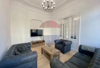 Apartament cu 3 camere decomandat, mobilat în Ultracentral