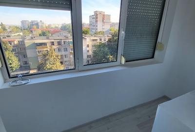 Apartament cu 2 camere decomandat în Micro 18 - 2
