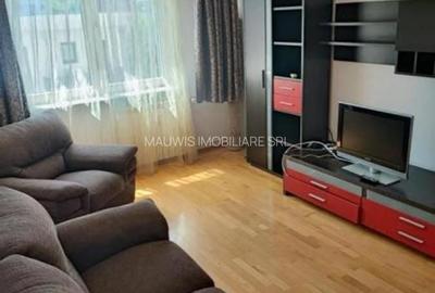 Apartament cu 3 camere semidecomandat în Pantelimon