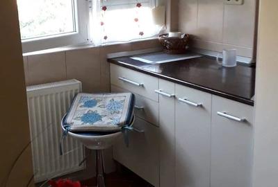 Apartament cu 2 camere decomandat în Steaua