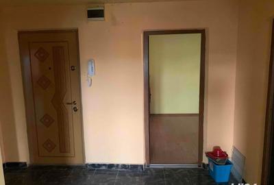Apartament cu 3 camere decomandat în Mircea-Vodă - 4