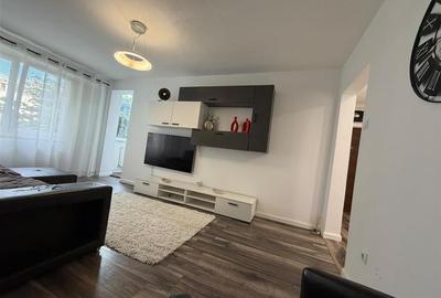 Apartament cu 3 camere circular în Centrul Civic