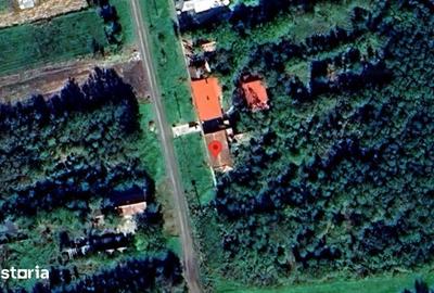 Casă cu 2 camere cu Teren 1545 Mp în Central
