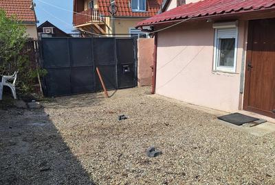 Apartament cu 2 camere decomandat în Nufărul - 1